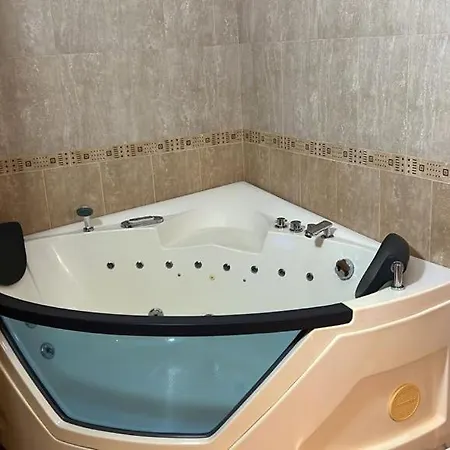 公寓 Sindi'S 3-Bedroom Condo *