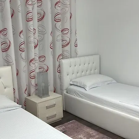 Sindi'S 3-Bedroom Condo 公寓 *